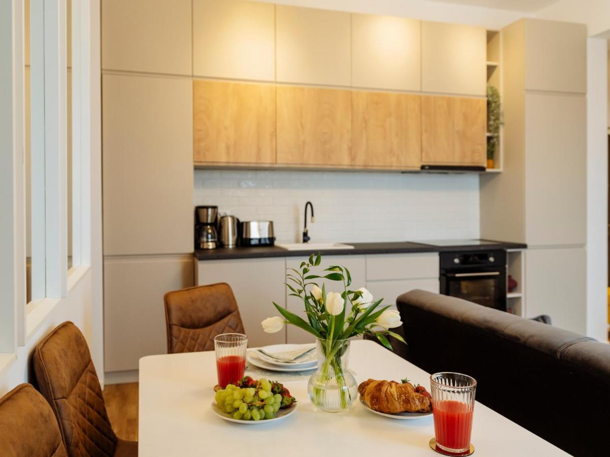Sunny 2Br Flat - Top Location - Amazing Balcony Βουκουρέστι Εξωτερικό φωτογραφία