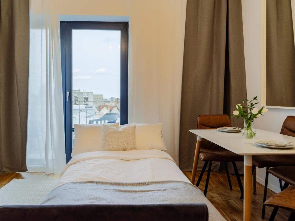 Sunny 2Br Flat - Top Location - Amazing Balcony Βουκουρέστι Εξωτερικό φωτογραφία