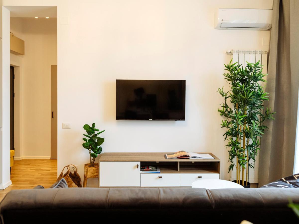 Sunny 2Br Flat - Top Location - Amazing Balcony Βουκουρέστι Εξωτερικό φωτογραφία